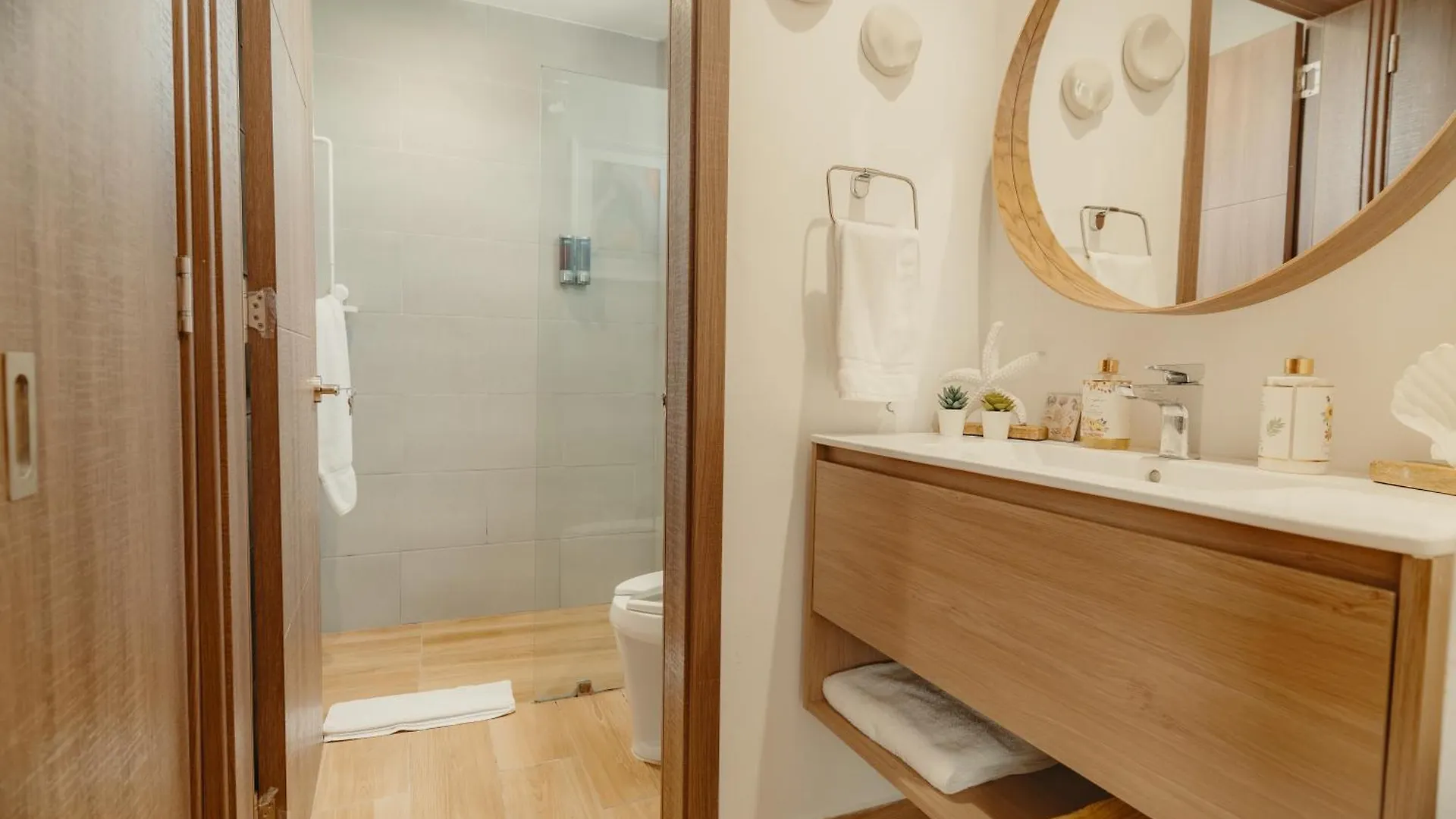 Downtown Punta Cana Central Park 1 Bedroom B-300 0*,  جمهورية الدومينيكان